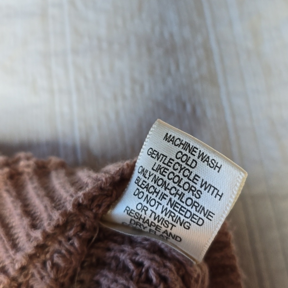 Sincerely Jules Cropped Ruched Front Sweater - Picture 6 of 12